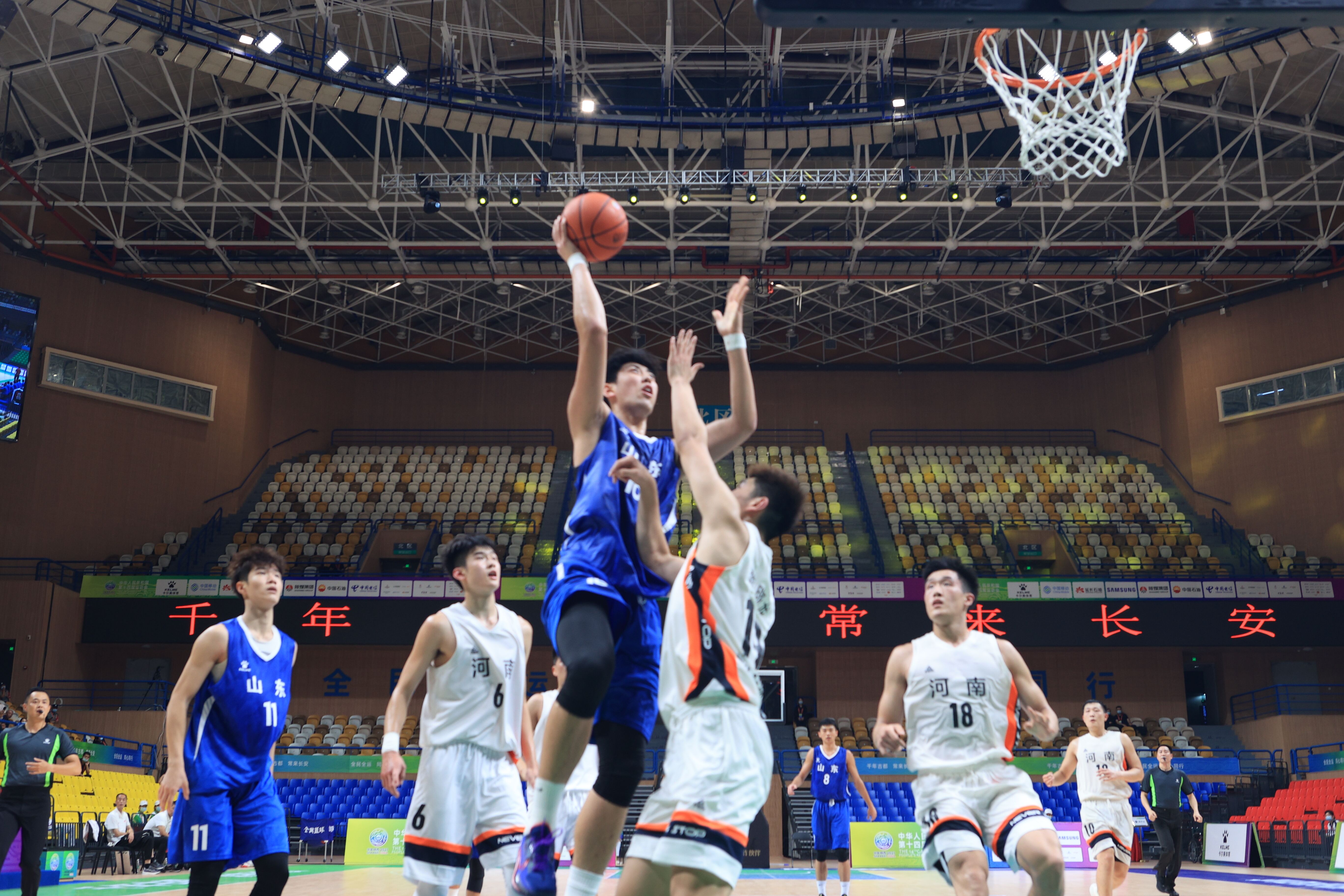 180万欧!塞鸟成为中国身价最高的球员 武磊第2.